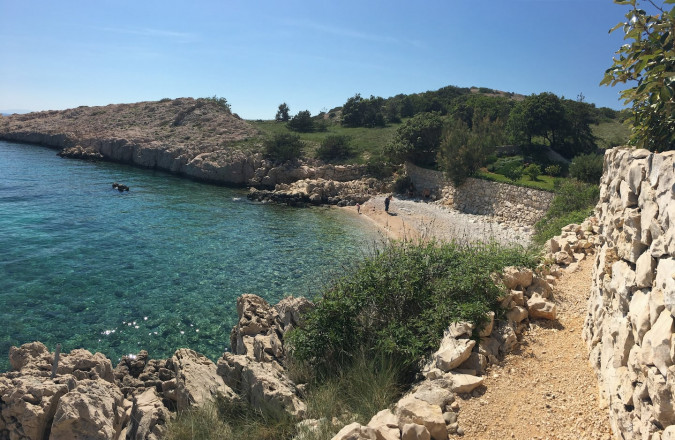 Apartment for a relaxing holiday near the sea, Stara Ba&scaron;ka, Krk Island, Croatia Stara Ba&scaron;ka