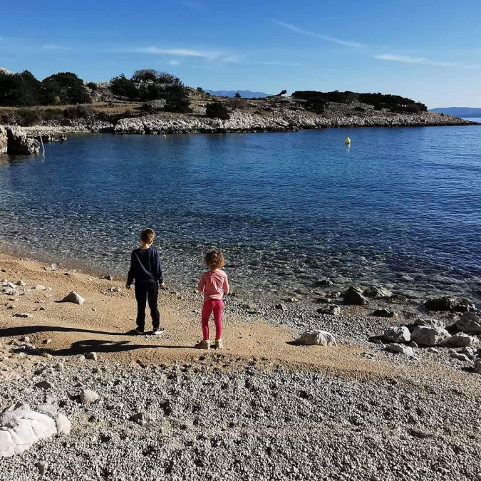 Apartment for a relaxing holiday near the sea, Stara Ba&scaron;ka, Krk Island, Croatia Stara Ba&scaron;ka